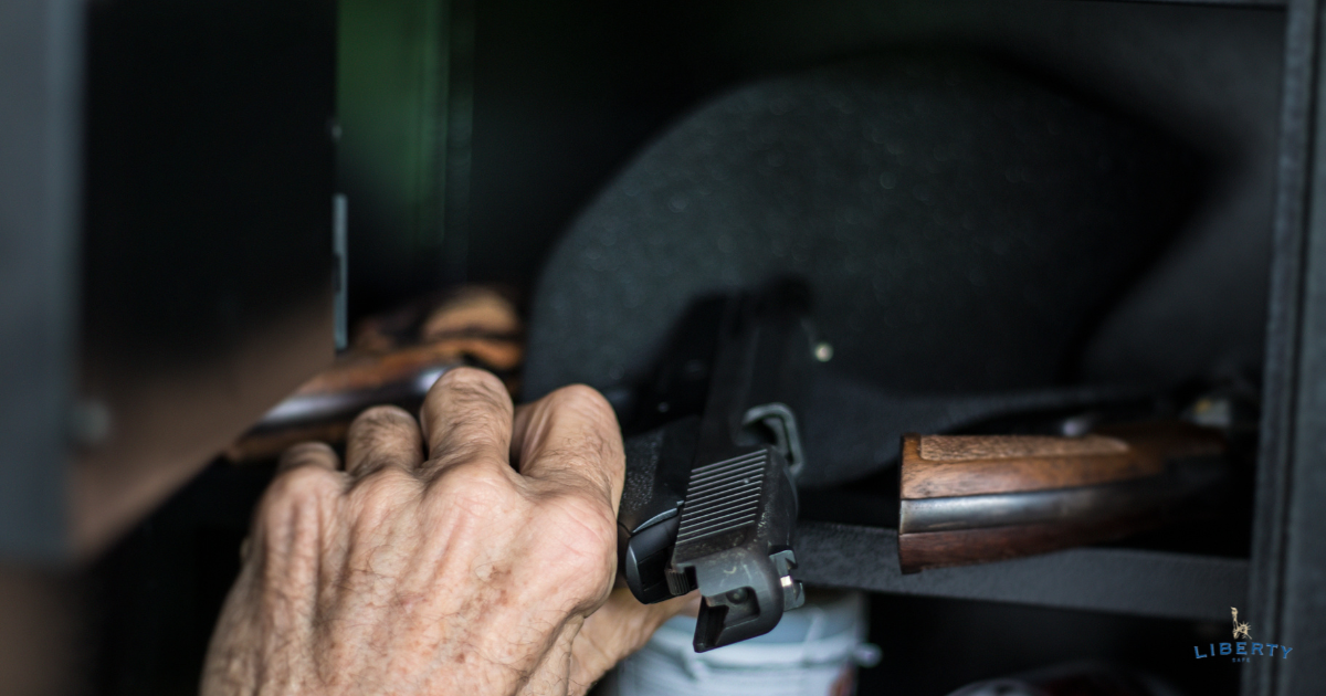 bolt inspection,gun safe care,safe hinge maintenance